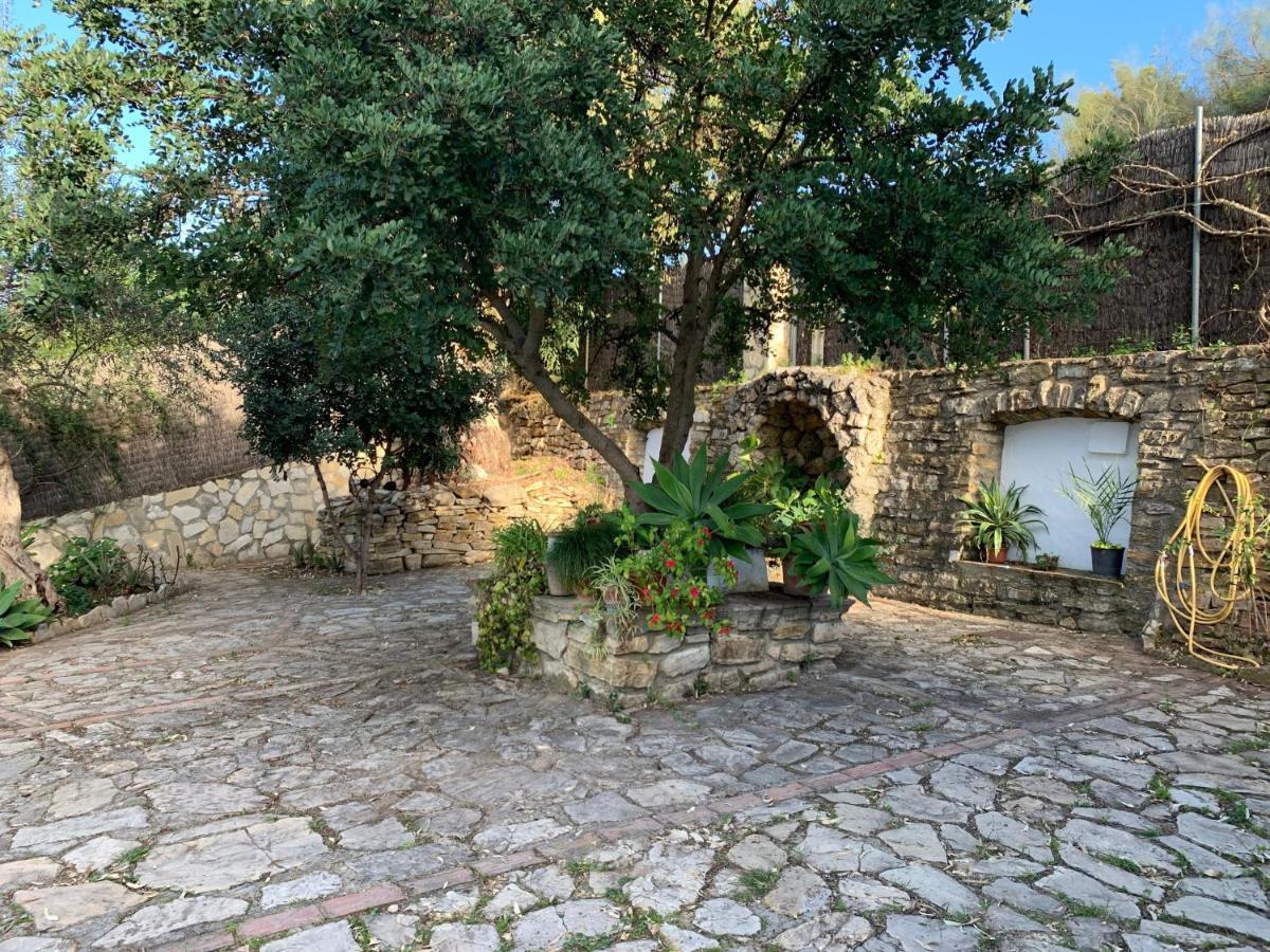 Acogedora Casa Rural En Zahara De La Sierra Villa Exterior photo